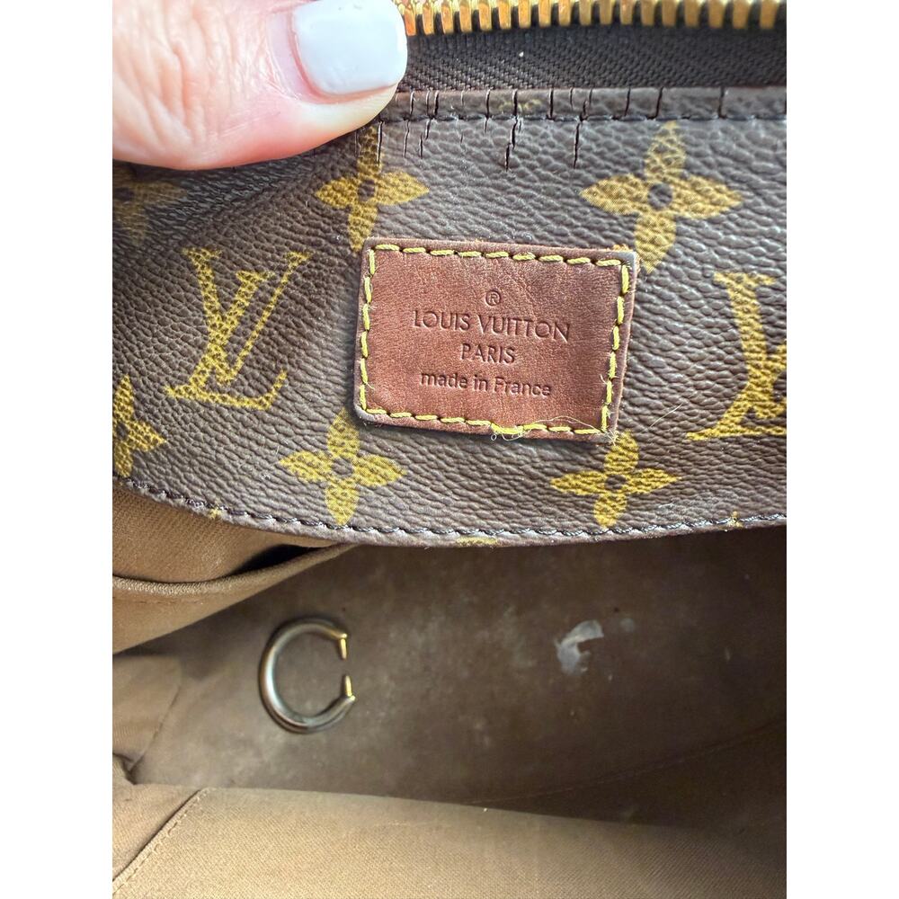Louis Vuitton Authentic Bag used for repurposing - Picture 5 of 11